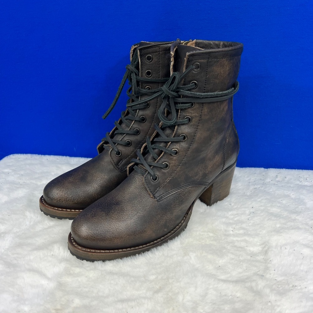 🚫SOLD! •|•FREEBIRD🦅BY STEVEN•| Cavalier 'Black (Brown)' Heeled Combat - Picture 6 of 17